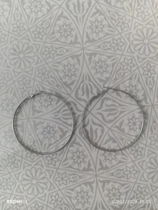 Pendientes de aro plateados