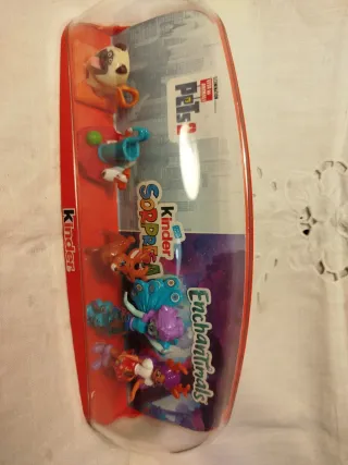 Kinder Sorpresa Diorama Pet 2 & Enchantimals