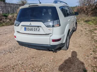 Mitsubishi Outlander 2010