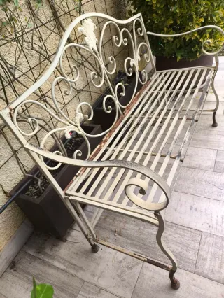 Banco y sillas de Hierro Forjado Blanco