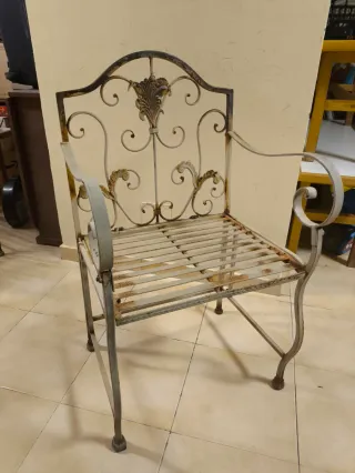 Banco y sillas de Hierro Forjado Blanco