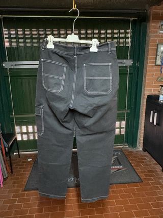 Pantaloni cargo baggy Bershka grigi