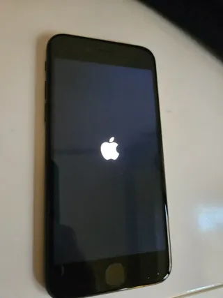 iPhone Apple SE 2da Gen 64GB Negro
