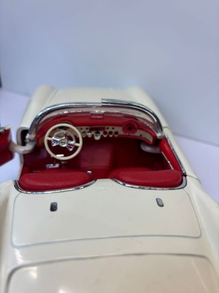 Miniatura Maqueta Chevrolet Corvette 1953 SC 1/18