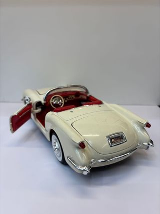 Miniatura Maqueta Chevrolet Corvette 1953 SC 1/18