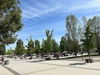 Local comercial en venta en Baza