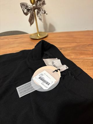 Falda midi punto negro