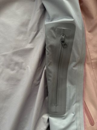 Chaqueta Arc'teryx Rosa
