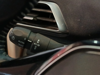 DESDE 250€ AL MES SIN ENTRADA PEUGEOT 3008 BLANCO