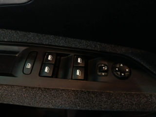 DESDE 250€ AL MES SIN ENTRADA PEUGEOT 3008 BLANCO