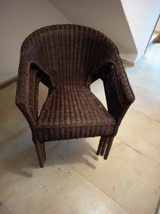 Sedie in vimini marroni