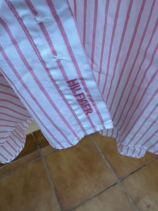 Camisa Tommy Hilfiger Rayas Rosas Talla M