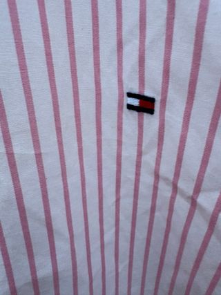 Camisa Tommy Hilfiger Rayas Rosas Talla M