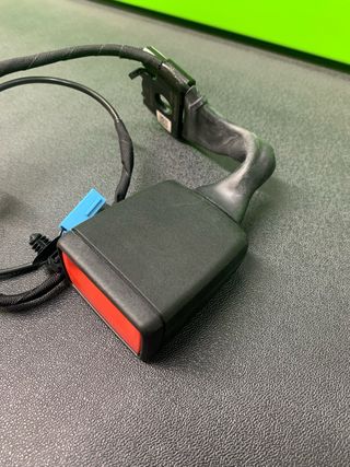 ENGANCHE CIERRE CINTURON SEGURIDAD PORSCHE CAYENNE