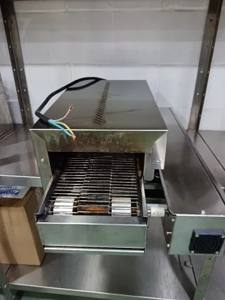 Tostador Eléctrico FM Túnel/Cinta