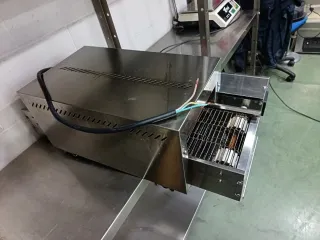 Tostador Eléctrico FM Túnel/Cinta