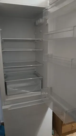 Nevera Valberg blanca