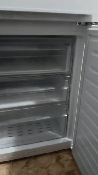 Nevera Valberg blanca