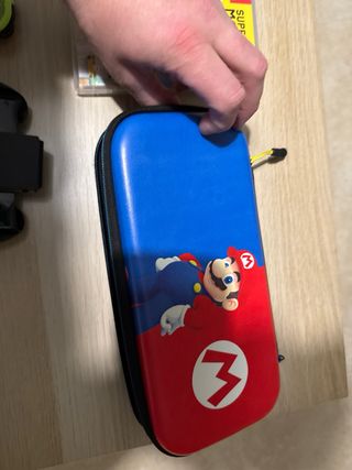 Nintendo Switch OLED Azul/Rojo practicamente Nueva