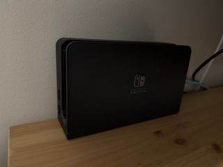 Nintendo Switch OLED Azul/Rojo practicamente Nueva