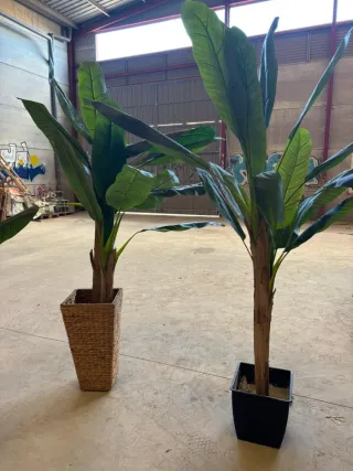 Plantas artificiales grandes