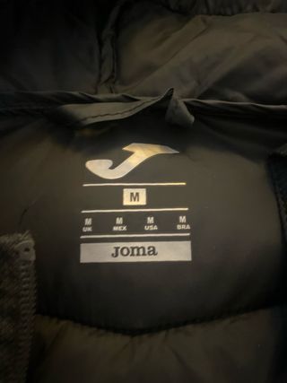 Chaqueta Joma acolchada con capucha