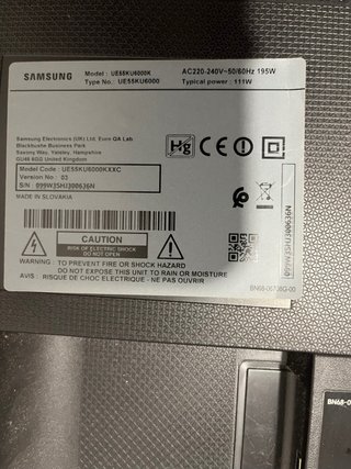 Samsung Smart TV 55” + Soporte de pared incluido