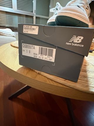Zapatillas New Balance 550 Blancas y Verdes