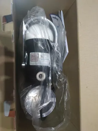 Cafetera Lavazza A Modo Mio Blanca