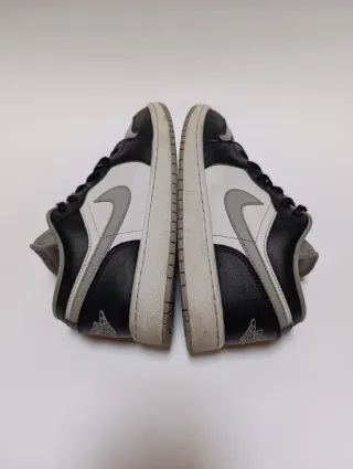 Scarpe Nike Air Jordan 1 low grigio e nero 38