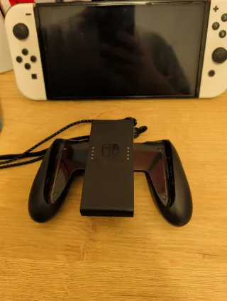 Nintendo Switch OLED Bianca + Accessori