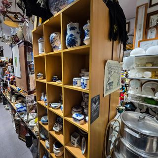 Jarra Cerâmica Azul e Branca Craquelê