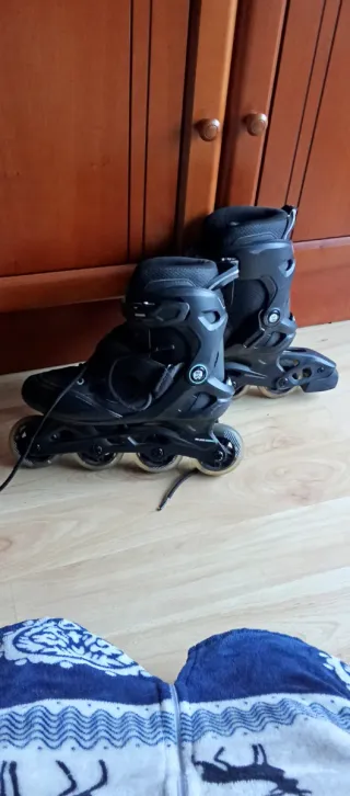 Patines en línea negros talla 38