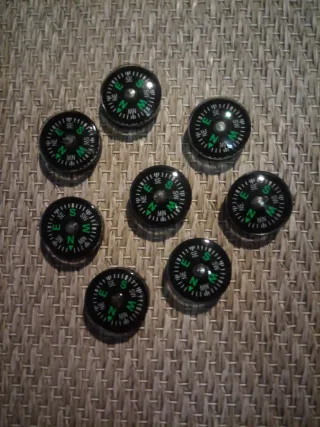 Brújulas de botón