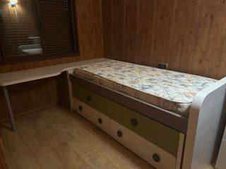 Cama infantil con cajones