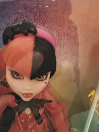 Bambola Monster High Draculaura