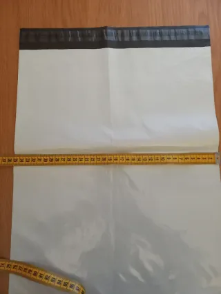 Bolsas de envío blancas