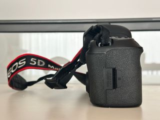 Canon EOS 5D Mark IV - Cuerpo