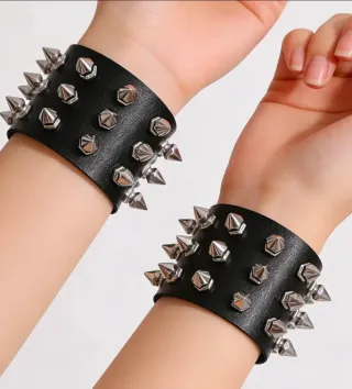 Coppia Bracciale rock borchie punk rave metal emo