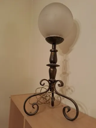 Lámpara forja artesanal globo