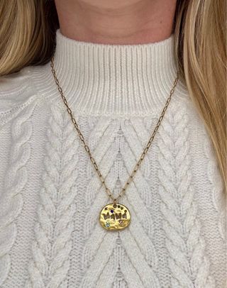 Collar acero inoxidable y baño de oro