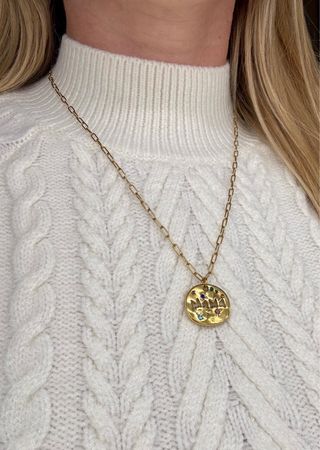 Collar acero inoxidable y baño de oro