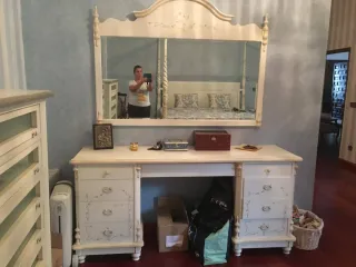 Tocador de madera y cristal