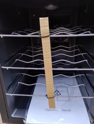 Refrigerador de vino dos temperaturas