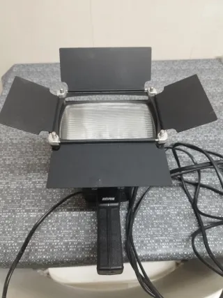 Foco estudio fotográfico tipo antorcha.