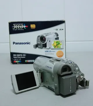 Videocámara Panasonic NV-GS75E Plata