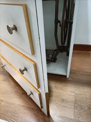 Máquina de coser Sigma antigua