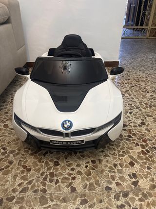 Coche eléctrico BMW i8 Coupe para niños