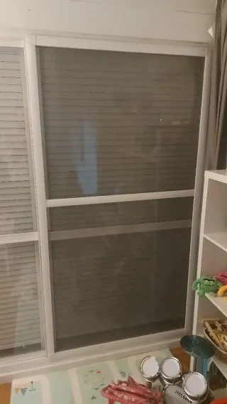 Mosquitera corredera