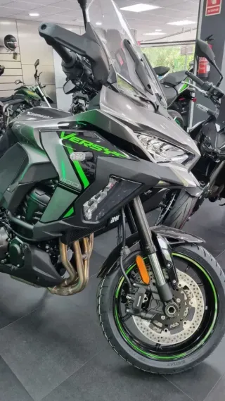 2026 OFERTA KAWASAKI VERSYS 1100/SE MIRA DESCRIPC